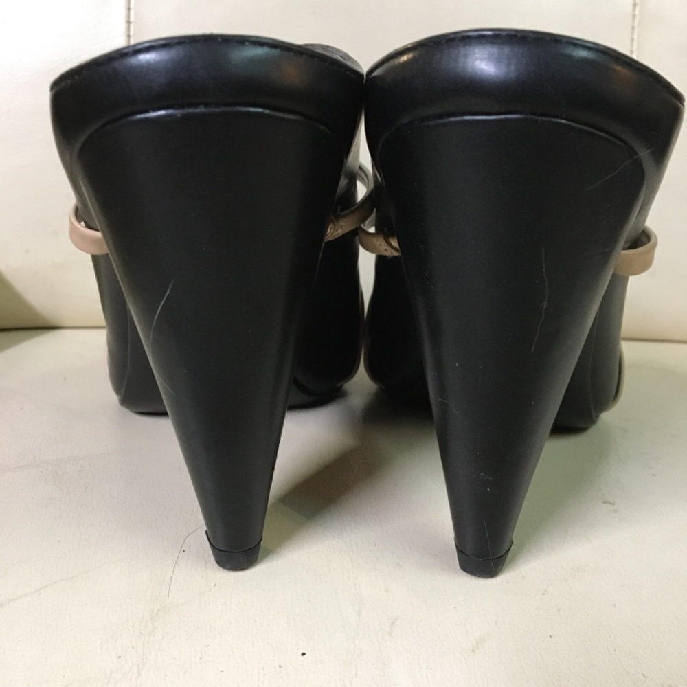 Chinese Laundry EUC black and tan strap 4 inch heel mules size 8 - Picture 9 of 12